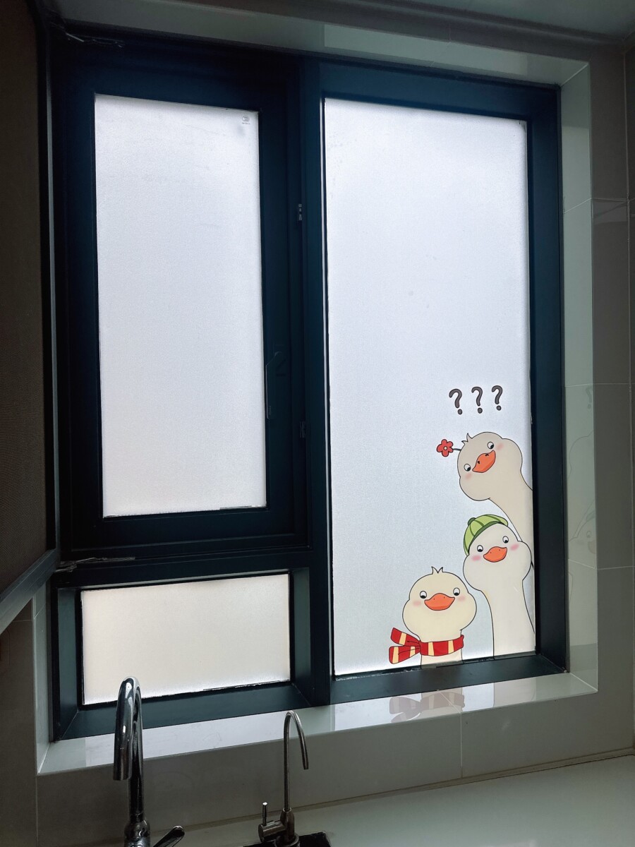 6 Ý Tưởng Decal Dán Kính Ngộ Nghĩnh Trang Trí Không Gian Nhà Độc Đáo