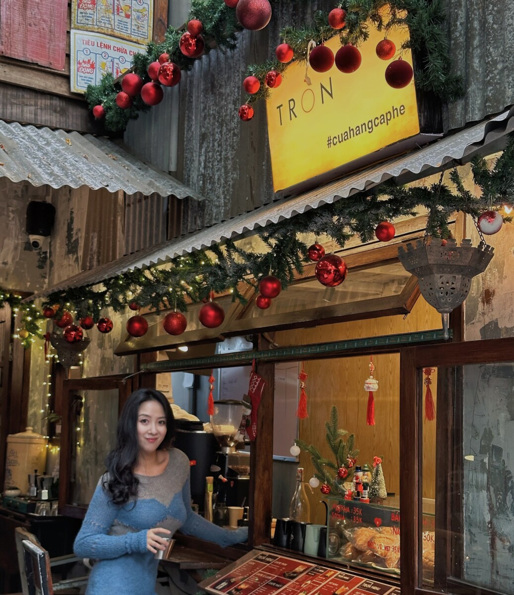  7 Lý Do Nên Trang Trí Biển Gỗ Cho Cửa Hàng Vào Dịp Noel