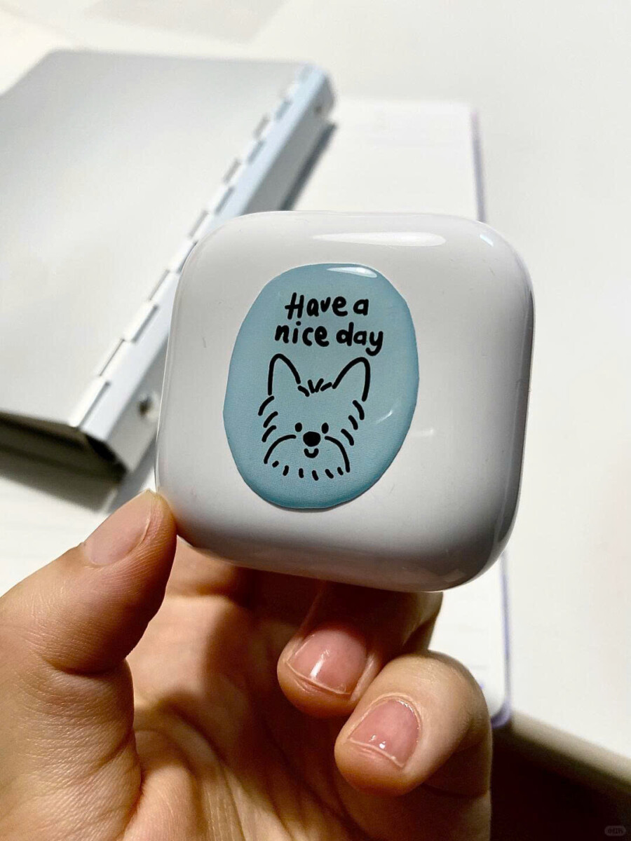 5 Lý Do Bạn Nhất Định Phải Sở Hữu Bộ Stickers Này