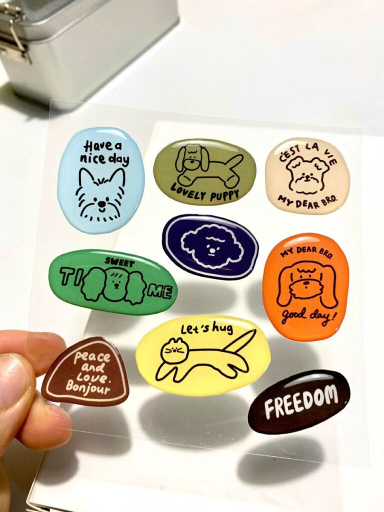 5 Lý Do Bạn Nhất Định Phải Sở Hữu Bộ Stickers Này