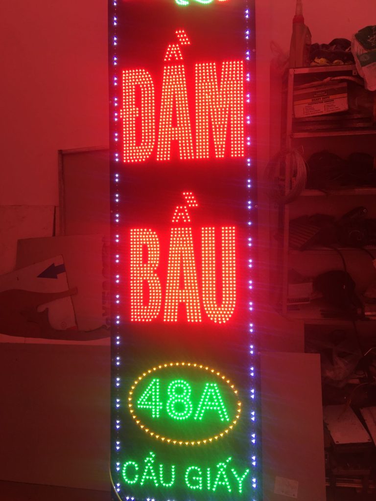 Làm Biển Vẫy LED Tại Hà Nội: Top 50+ Mẫu Đẹp Thu Hút Khách Bậc Nhất